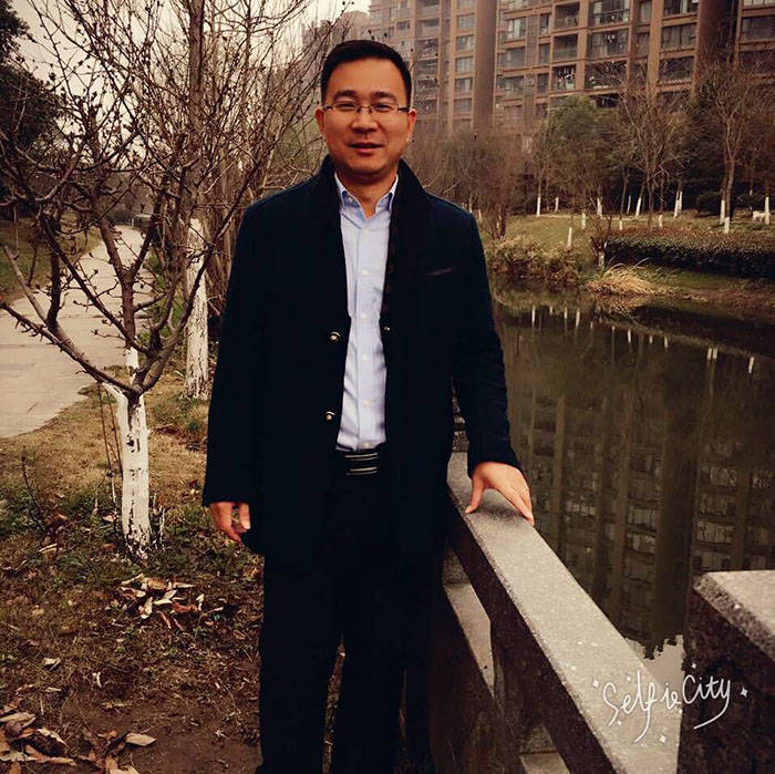 夢(mèng)想因奮斗而耀眼 &mdash;&mdash; 記明日控股進(jìn)出口事業(yè)部童會(huì)