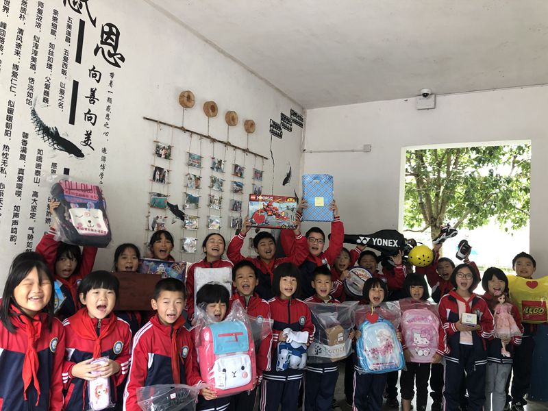 微夢(mèng)傳遞 圓夢(mèng)心愿&mdash;&mdash;集團(tuán)為山區(qū)留守兒童實(shí)現(xiàn)&ldquo;微心愿&rdquo;